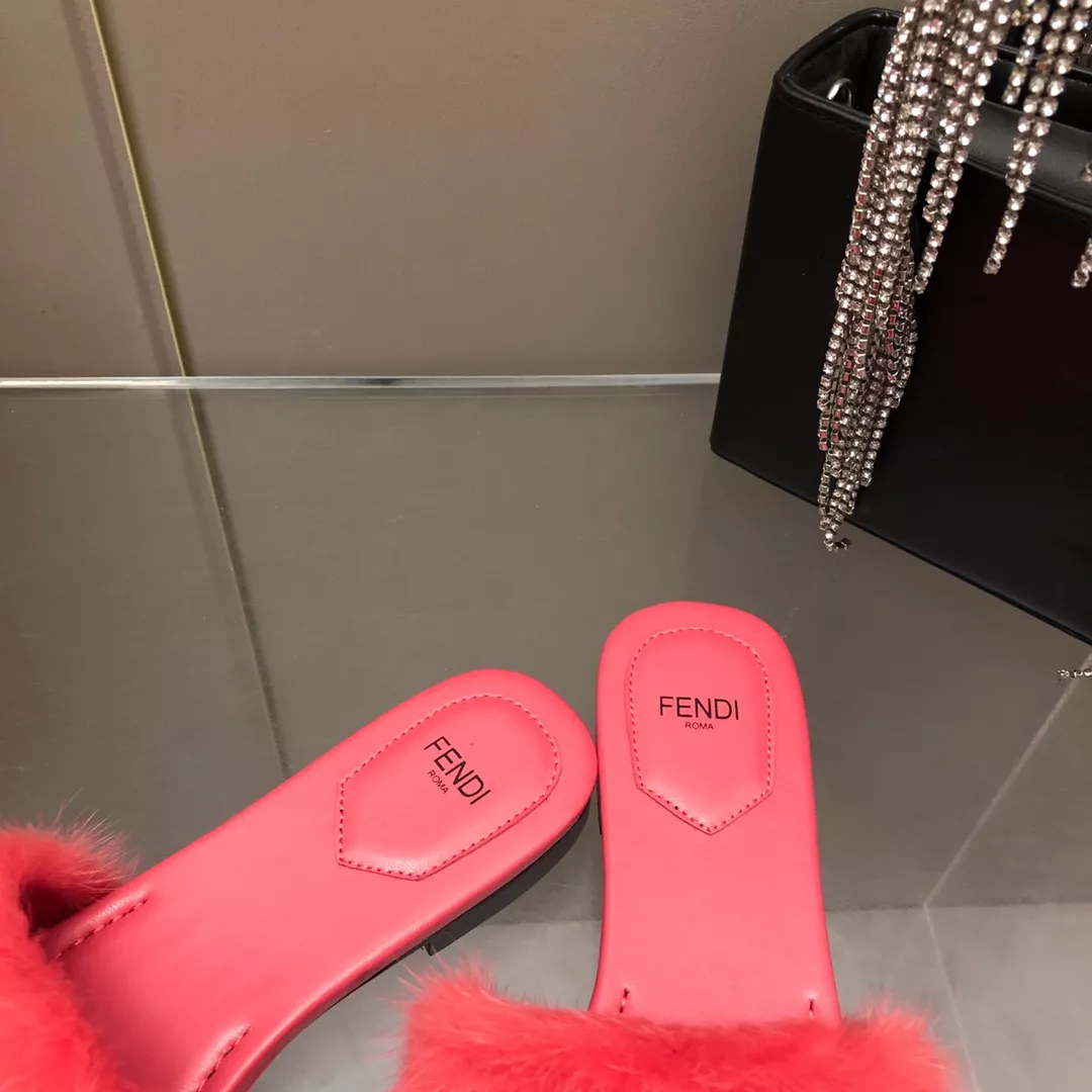 ModernLook 889 Fendi Slippers For Women