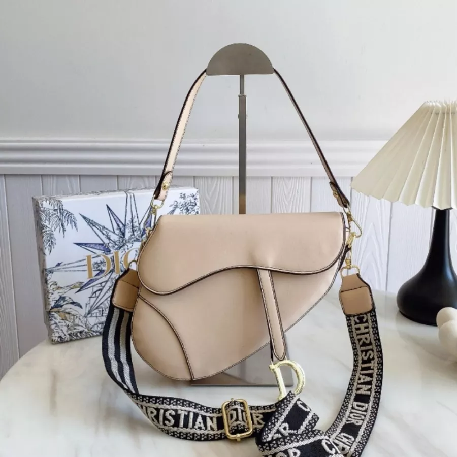 ModernLook 9069 Christian Dior Messenger Bags For Women