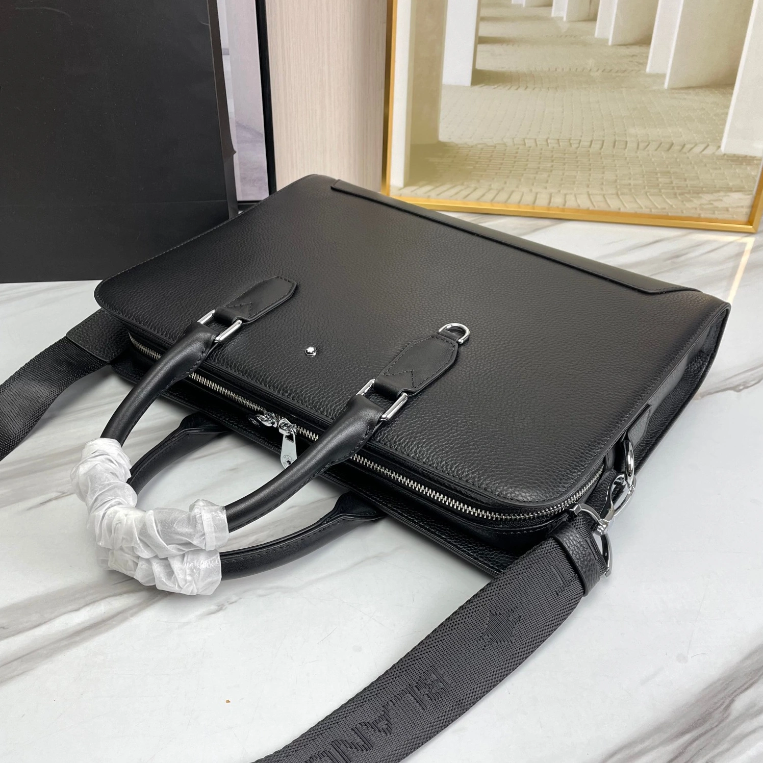 ModernLook 9117 Mont Blanc AAA Man Handbags