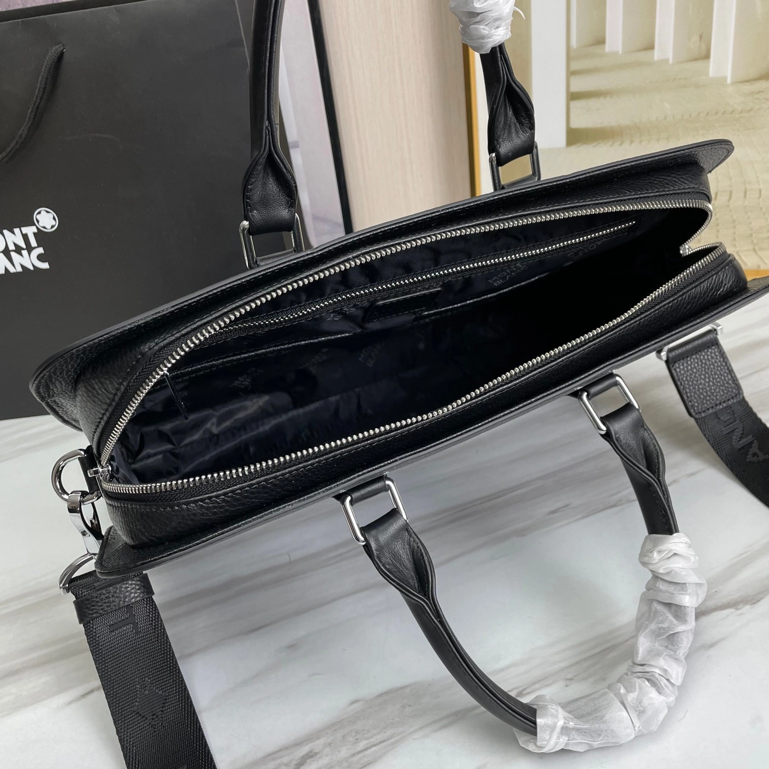 ModernLook 9117 Mont Blanc AAA Man Handbags