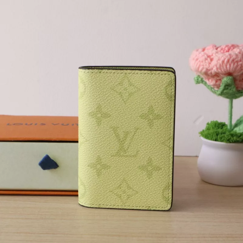 ModernLook 9145 Louis Vuitton AAA Quality Card Case