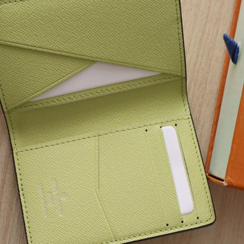 ModernLook 9145 Louis Vuitton AAA Quality Card Case