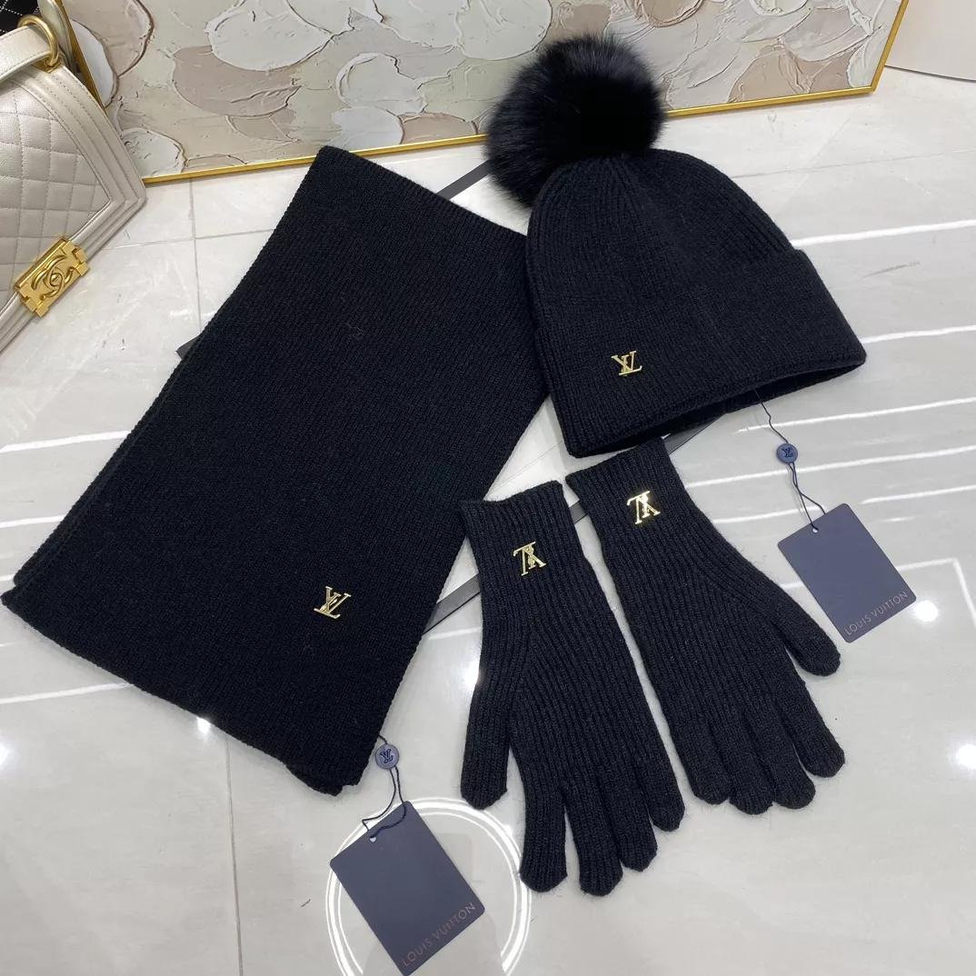 ModernLook 922 Louis Vuitton LV Hat and Scarf and Glove Set