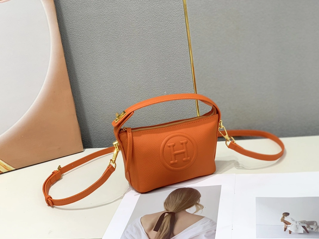ModernLook 9488 Hermes AAA Quality Messenger Bags For Women