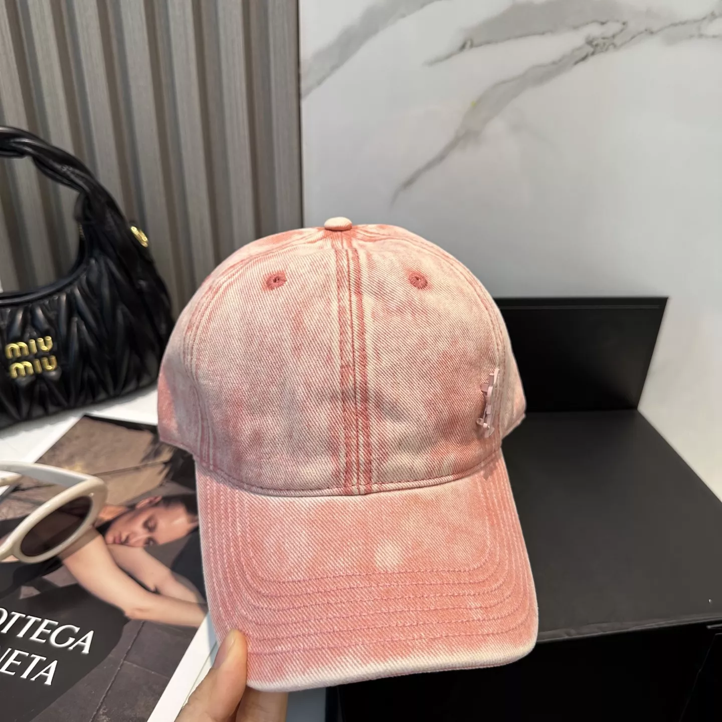 ModernLook 9489 Yves Saint Laurent YSL Caps