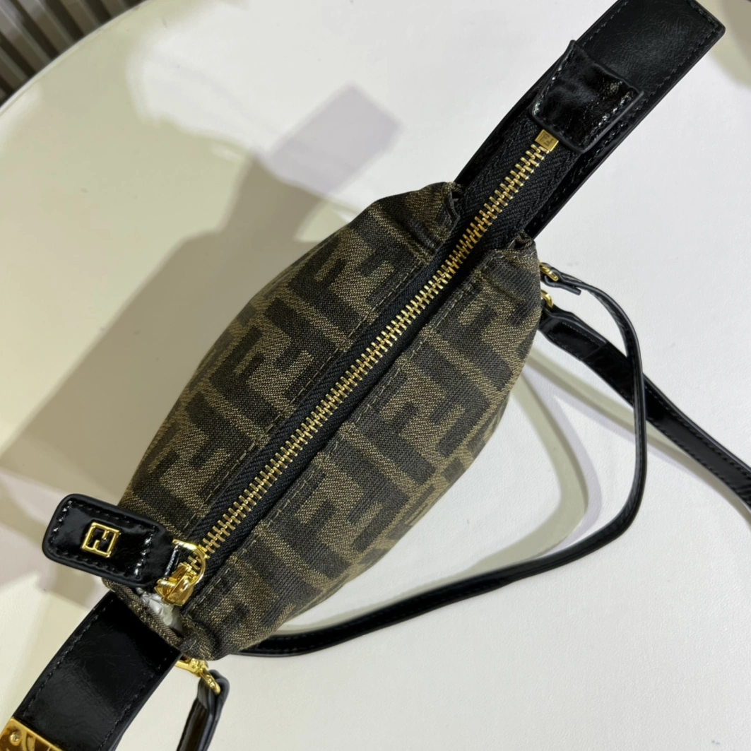 ModernLook 9587 Fendi AAA Quality Messenger Bags For Women