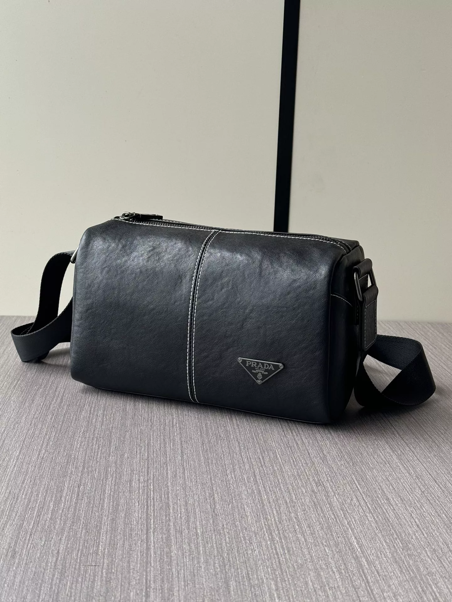 ModernLook 9776 Prada AAA Man Messenger Bags