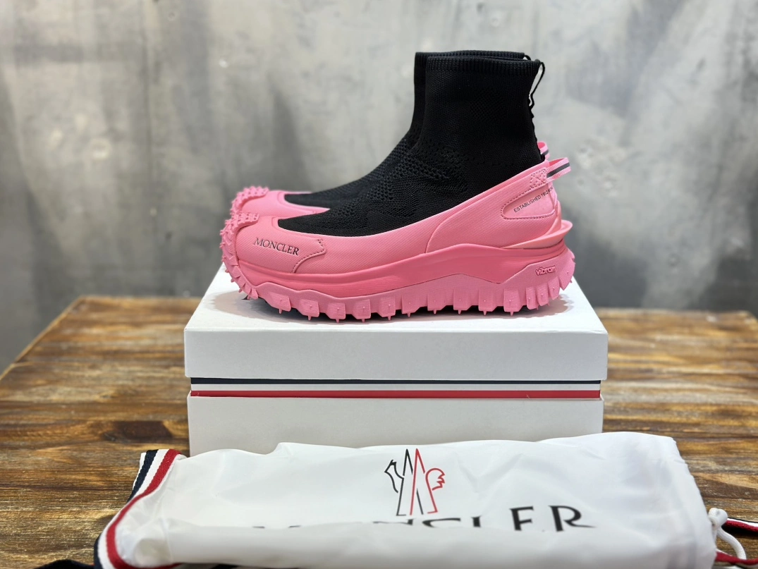 Moncler Boots For Women Practical 1750
