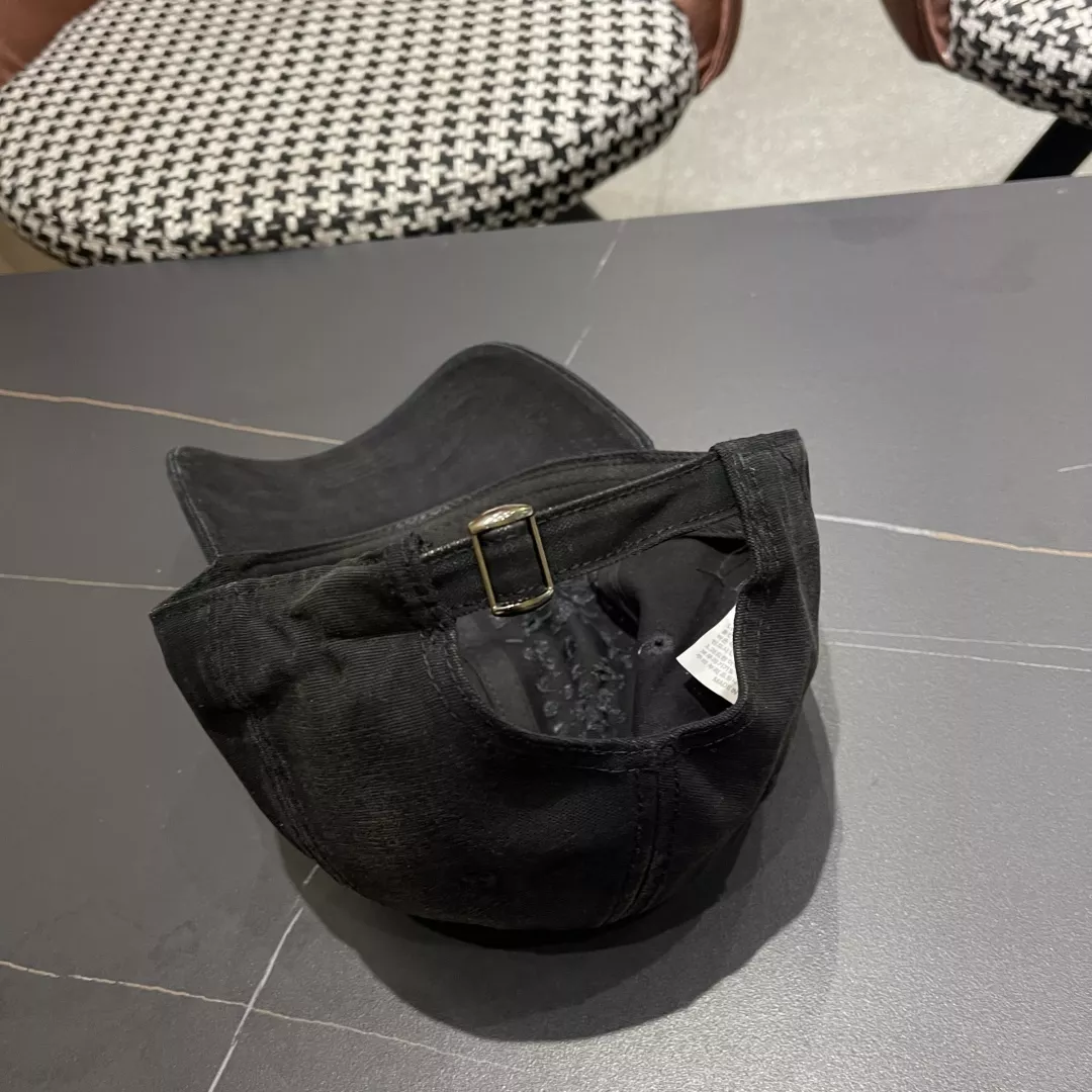 Moncler Caps BestValue 2024