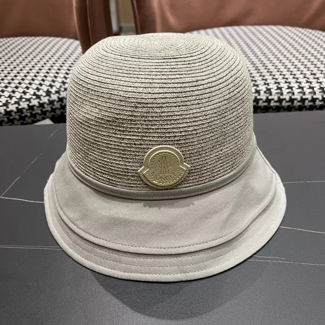 Moncler Caps Bold 469