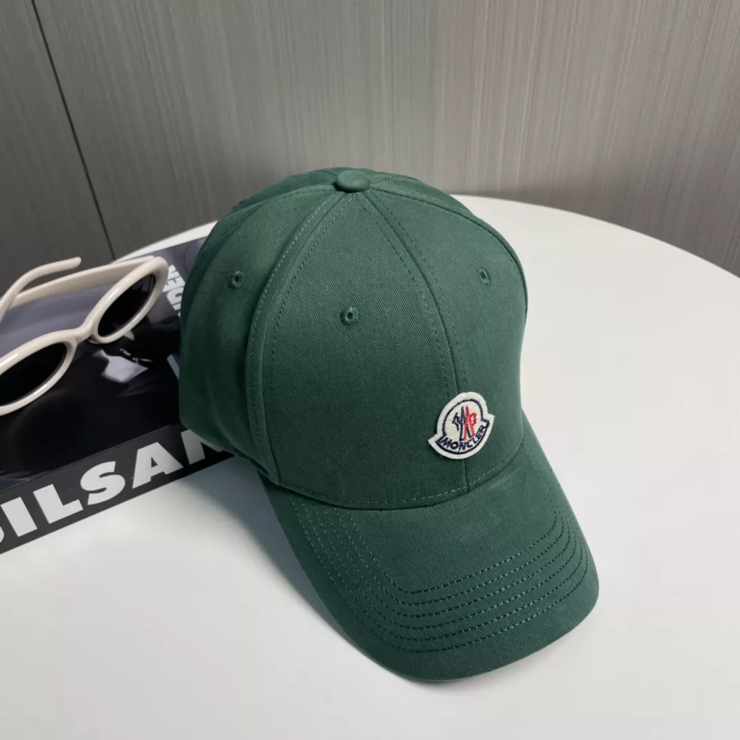 Moncler Caps Breathable 1389