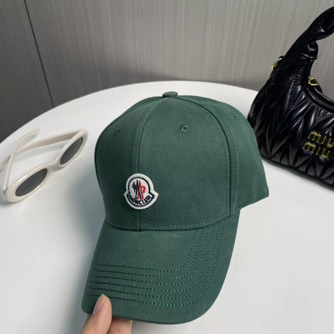 Moncler Caps Breathable 1389
