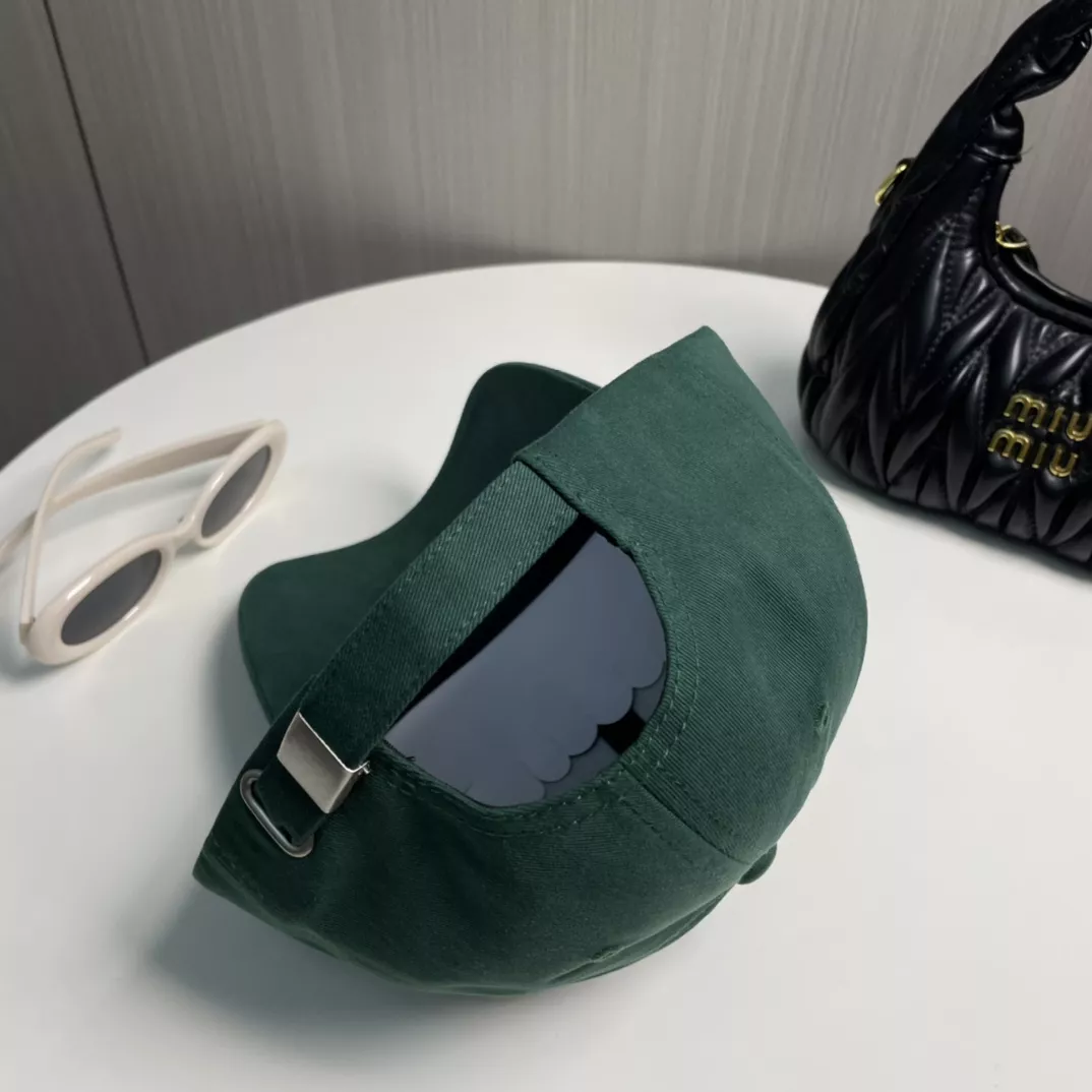 Moncler Caps Breathable 1389
