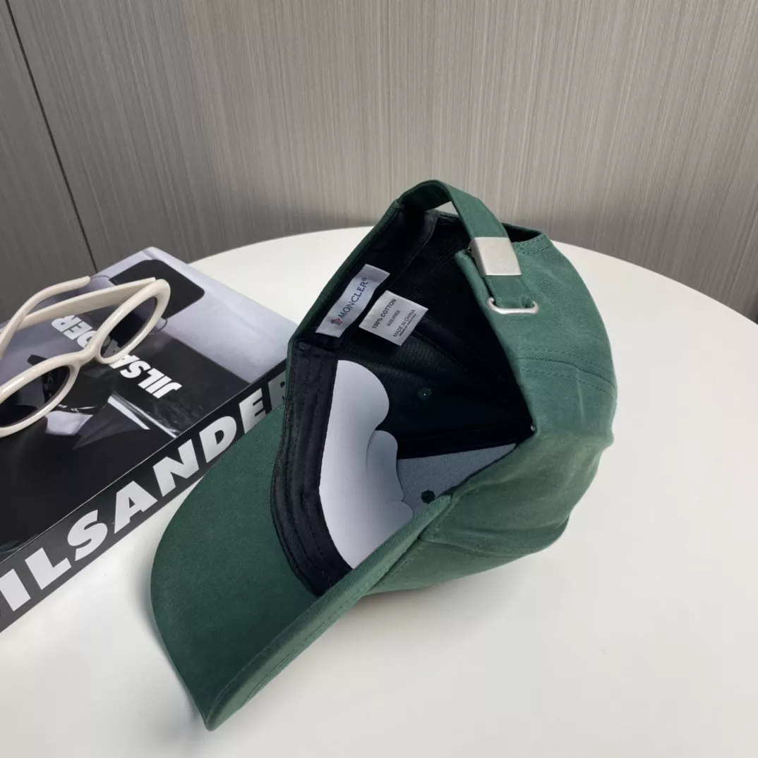 Moncler Caps Breathable 1389