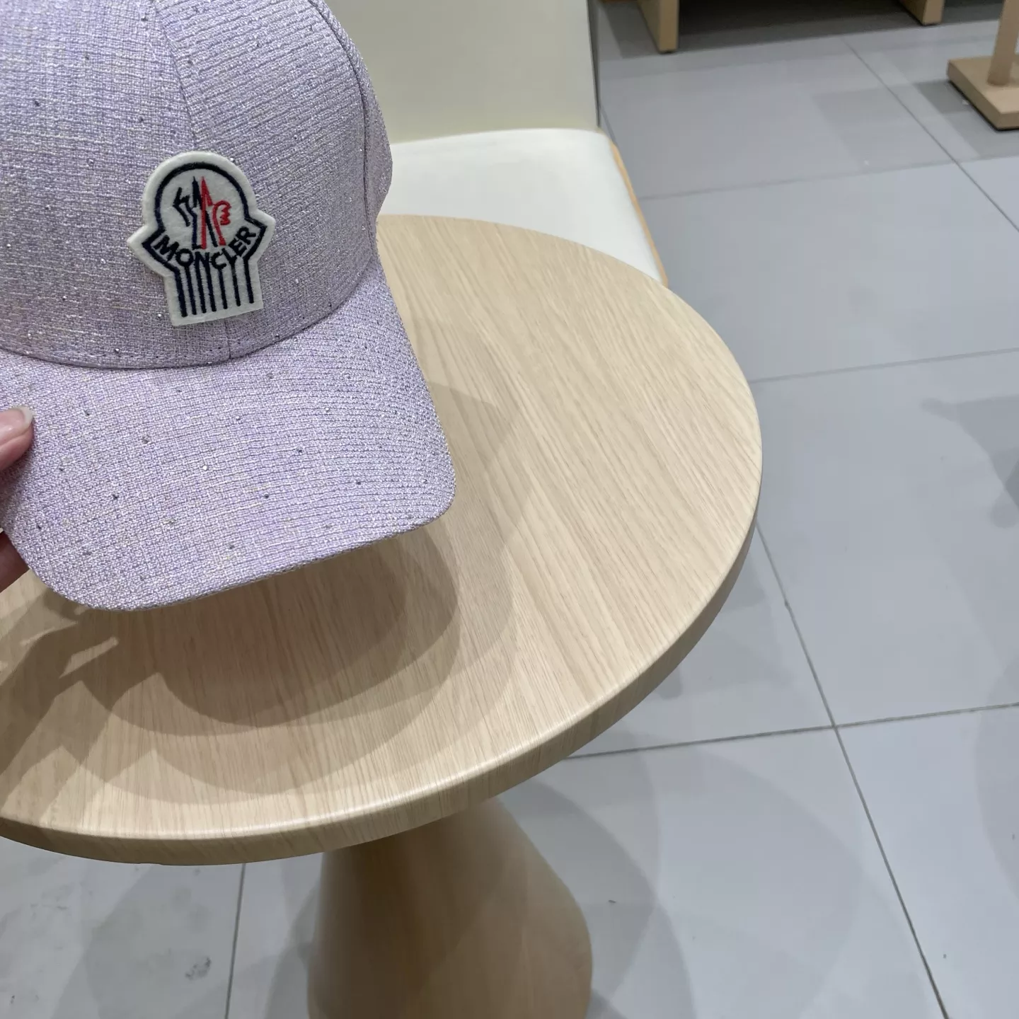 Moncler Caps Bright 591