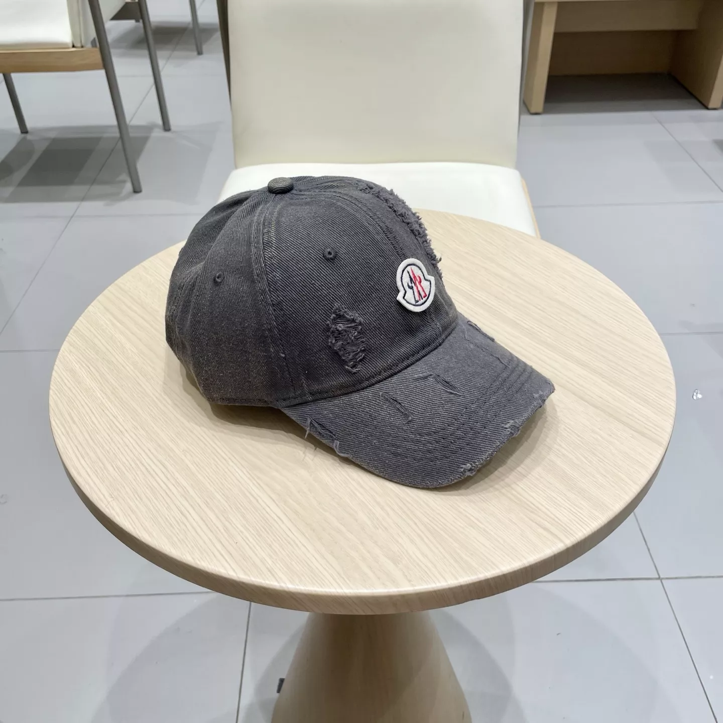 Moncler Caps DailyWear 8087