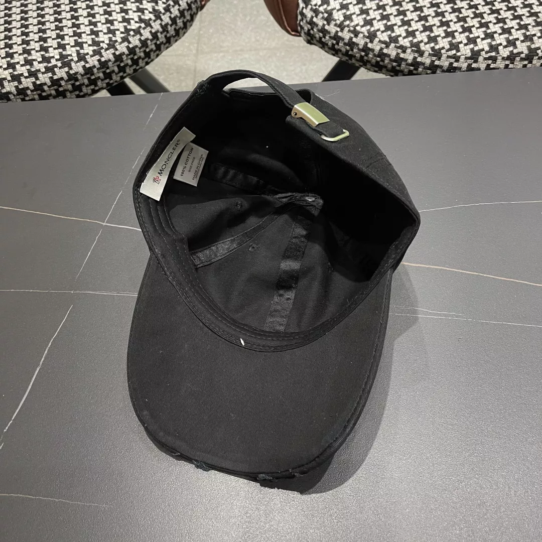 Moncler Caps DailyWear 9592
