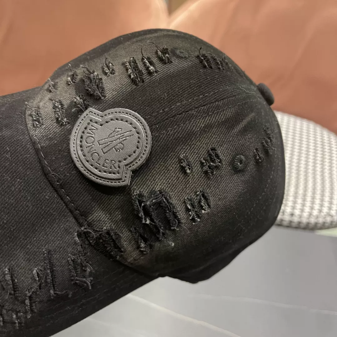Moncler Caps Durable 483