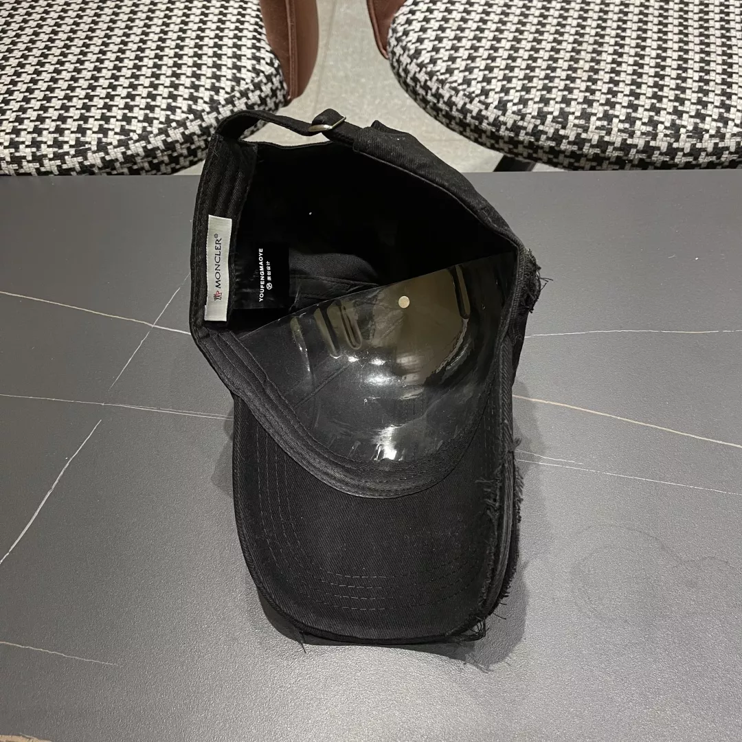 Moncler Caps Durable 483
