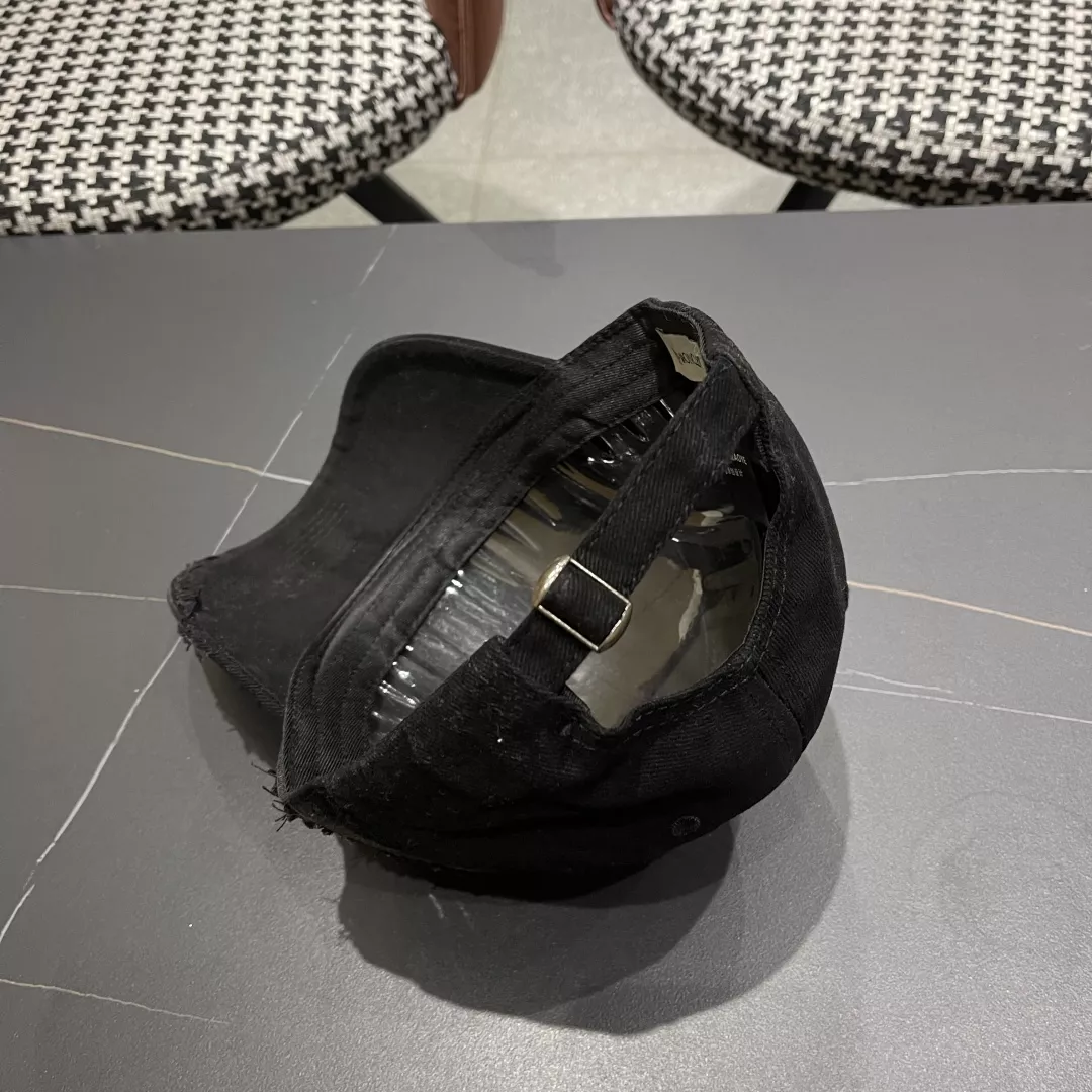 Moncler Caps Durable 483