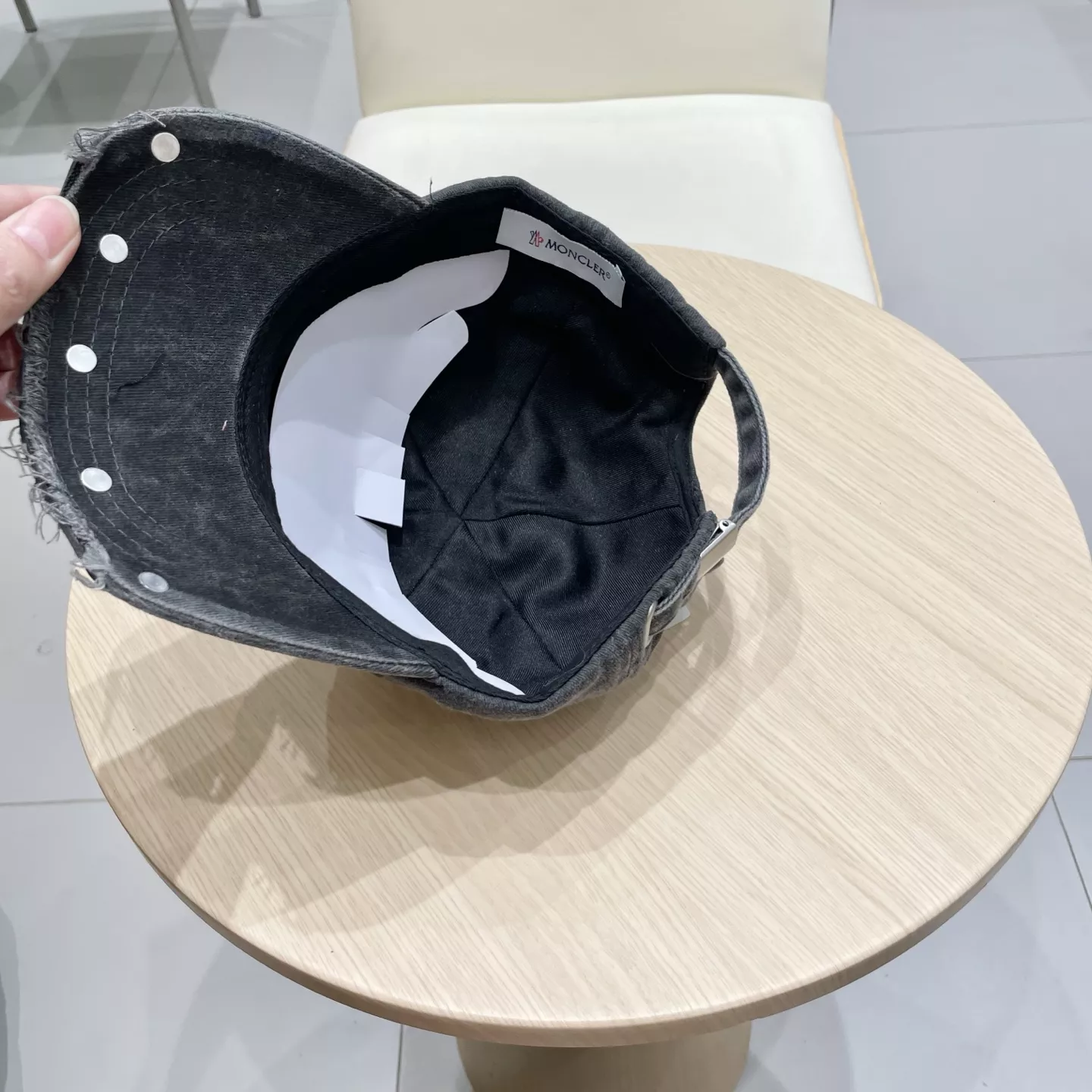 Moncler Caps Durable 7474