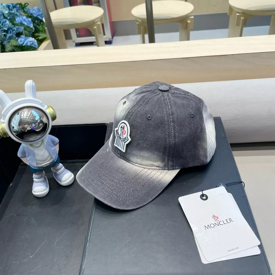 Moncler Caps EasyMatch 4726