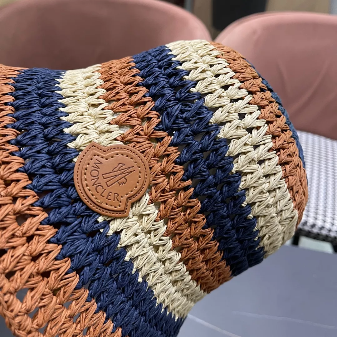 Moncler Caps Efficient 3929