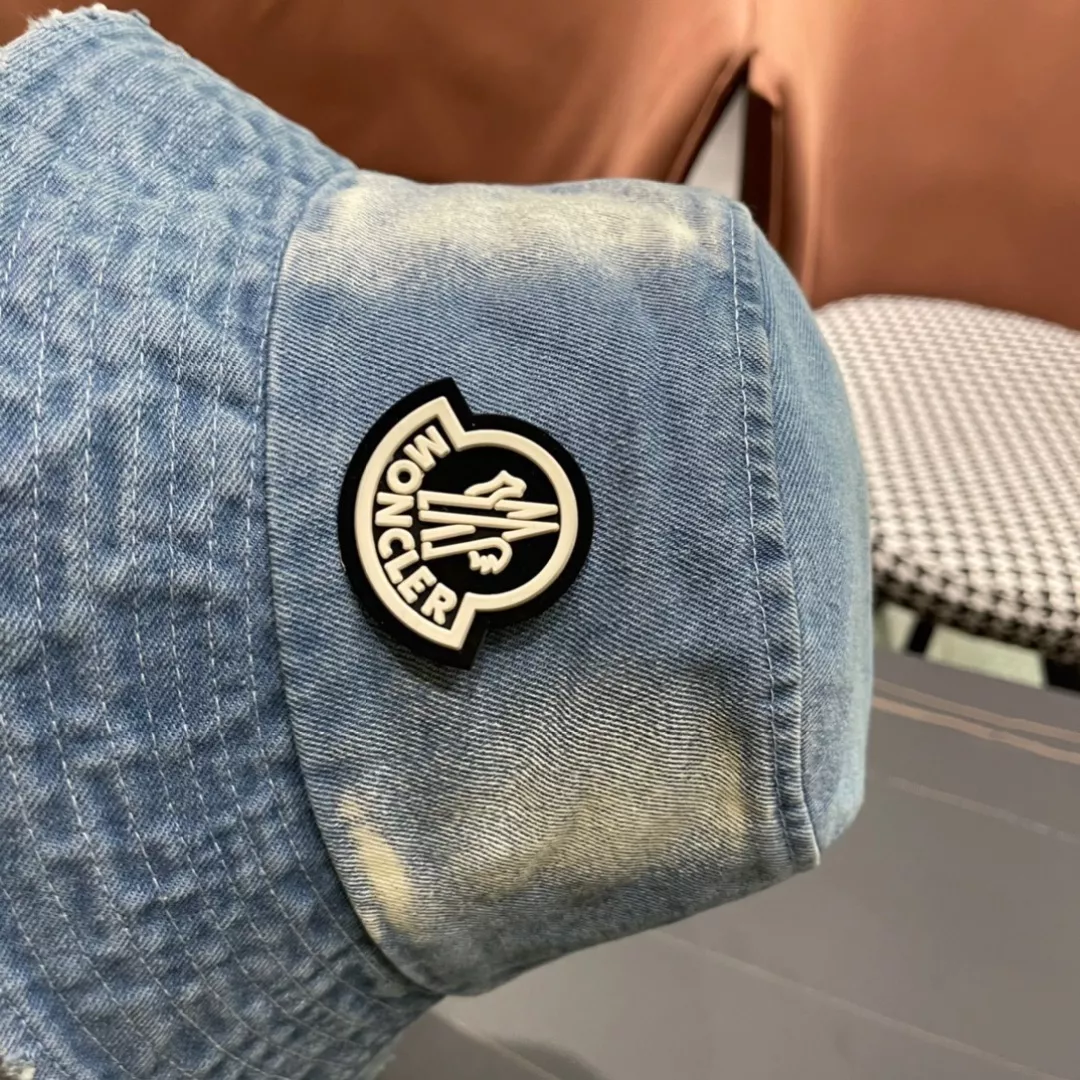 Moncler Caps Efficient 885