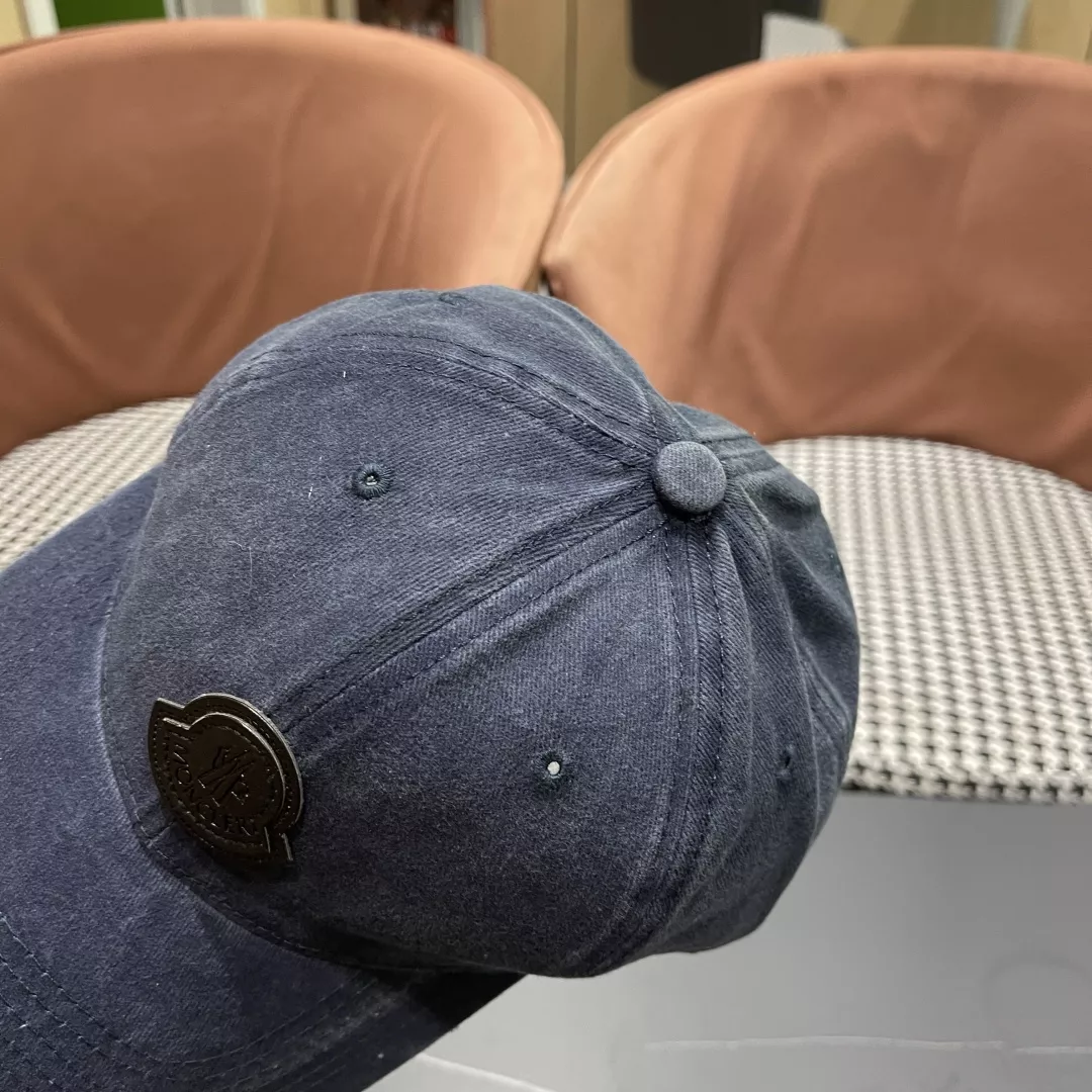 Moncler Caps Fashionable 3679