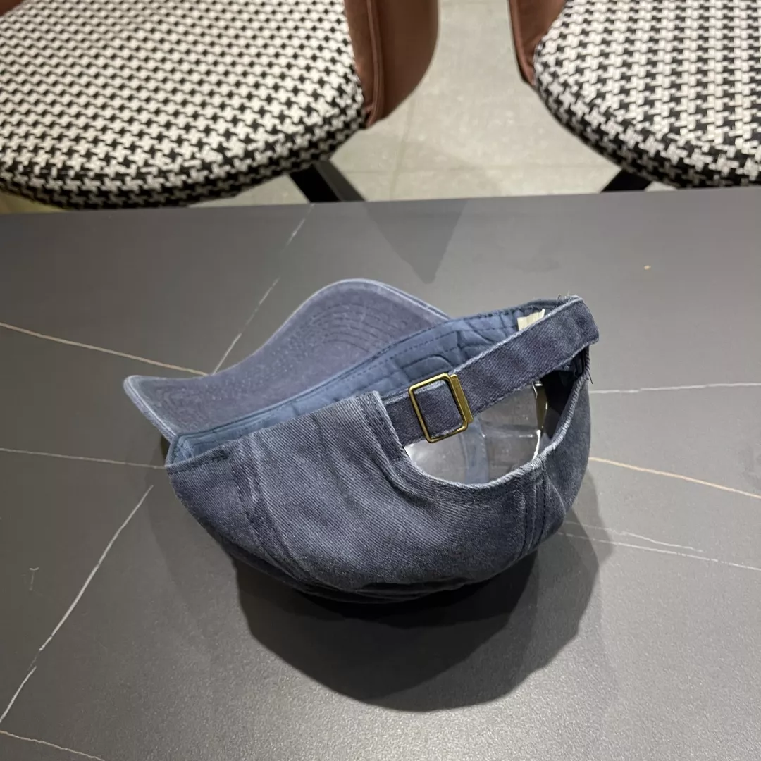 Moncler Caps Fashionable 3679