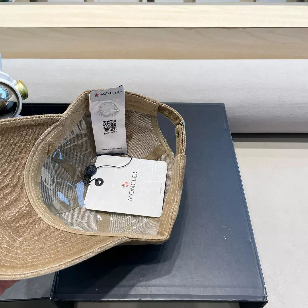 Moncler Caps Fashionable 7893