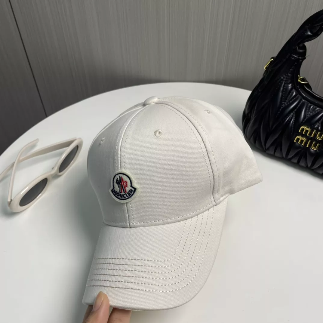 Moncler Caps Flexible 4846