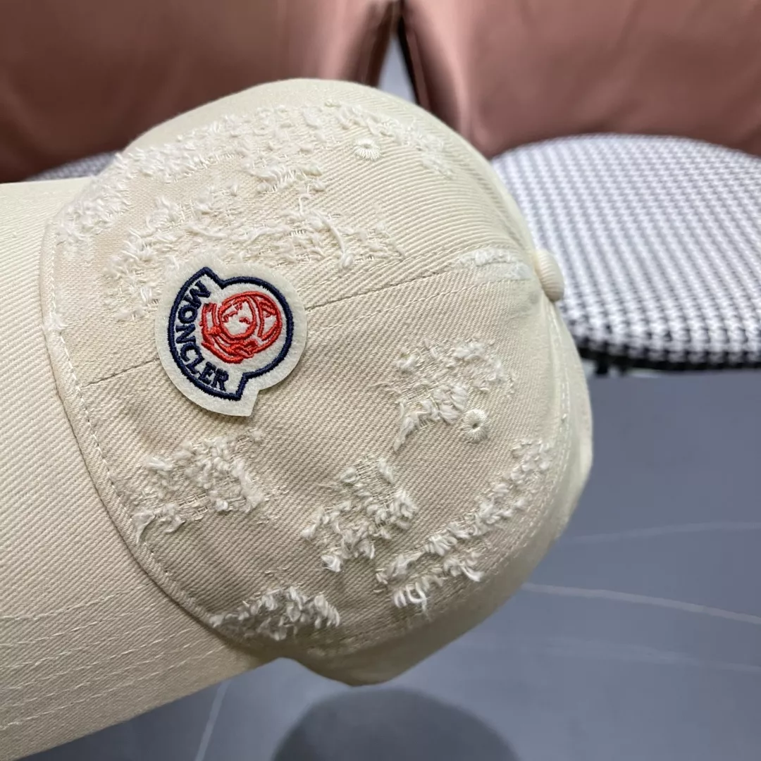 Moncler Caps Flexible 8991