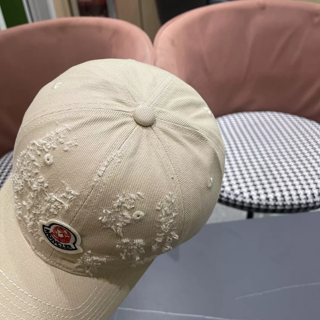 Moncler Caps Flexible 8991