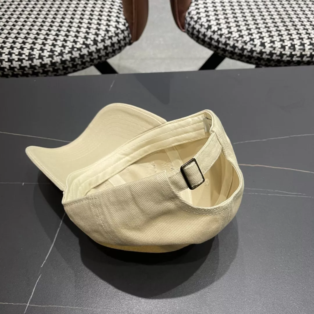 Moncler Caps Flexible 8991