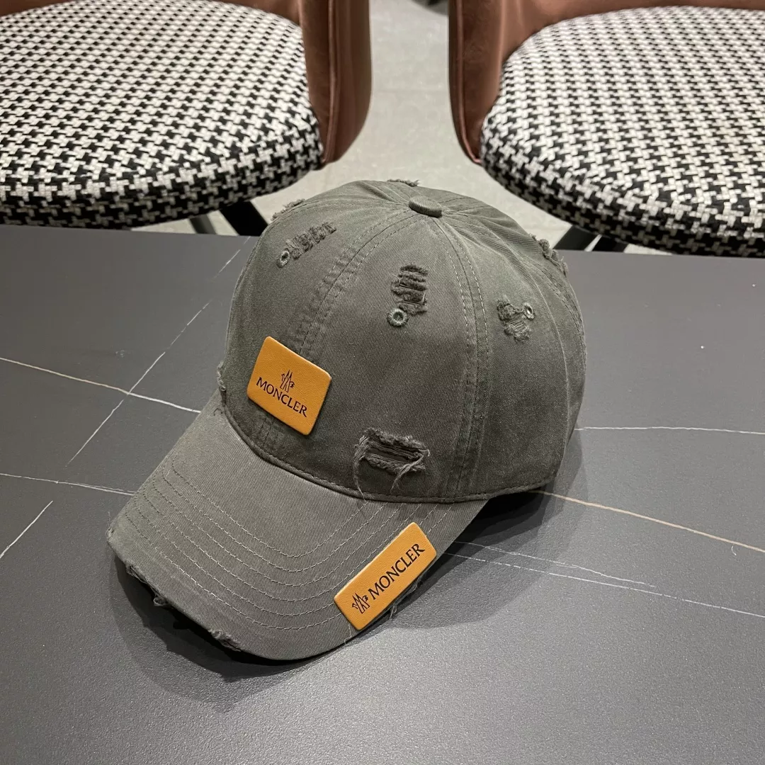 Moncler Caps Minimalist 1350