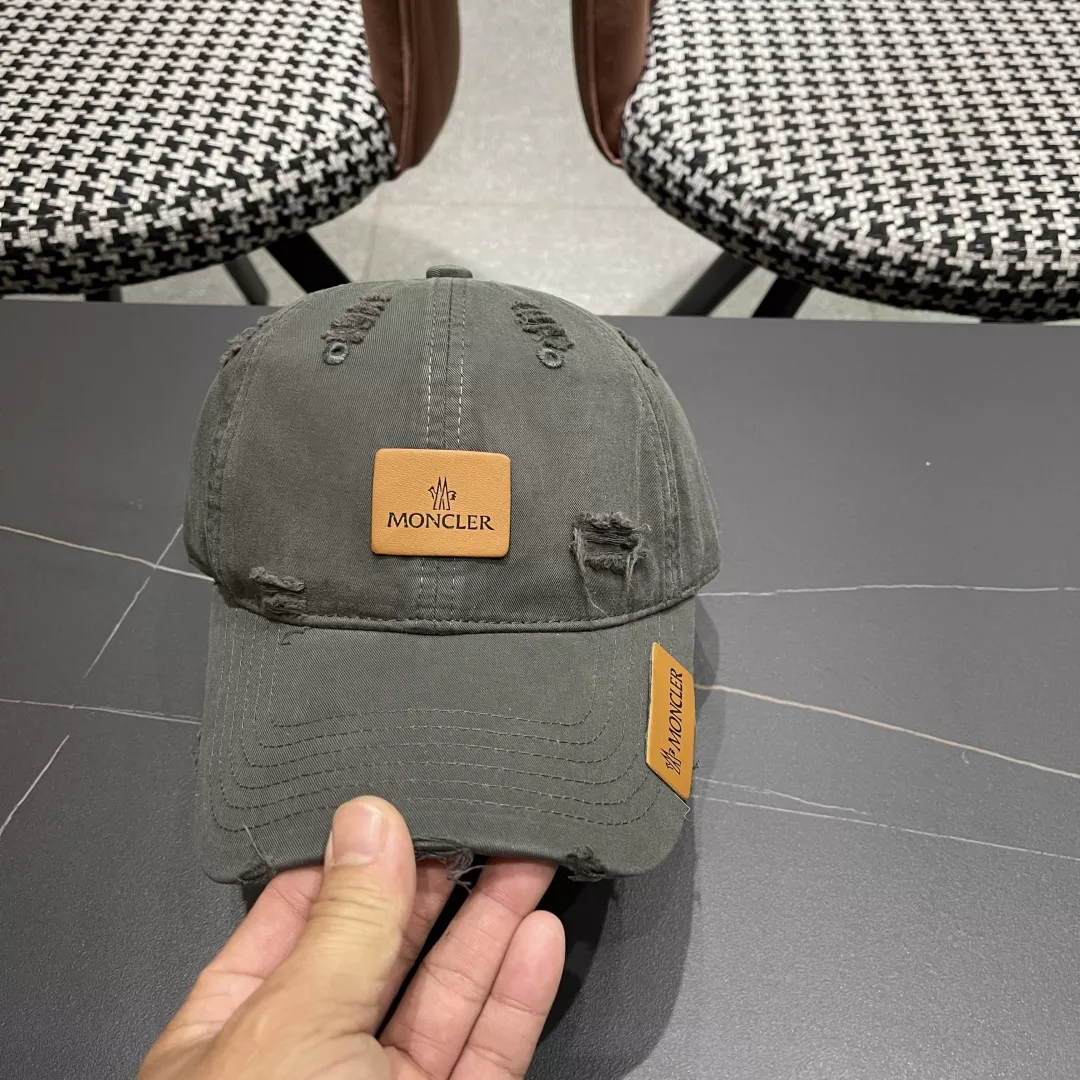 Moncler Caps Minimalist 1350