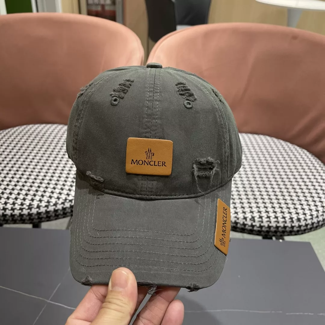 Moncler Caps Minimalist 1350