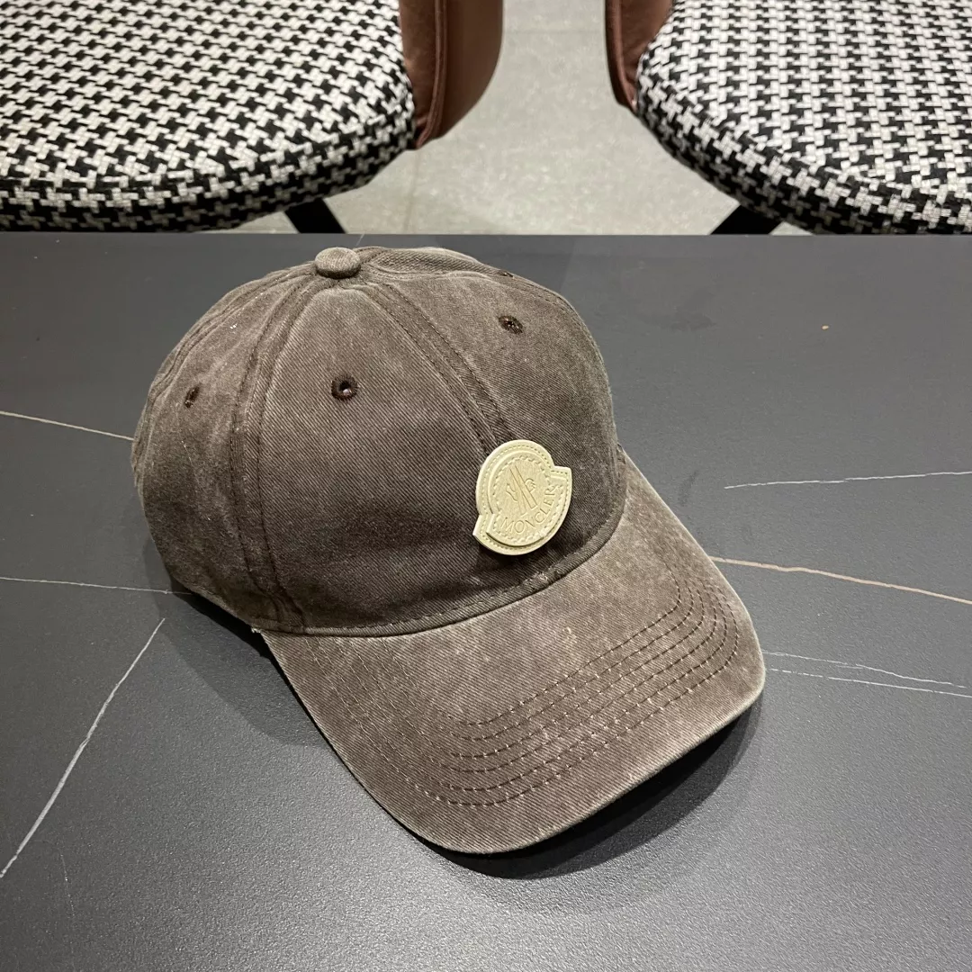 Moncler Caps Minimalist 2707