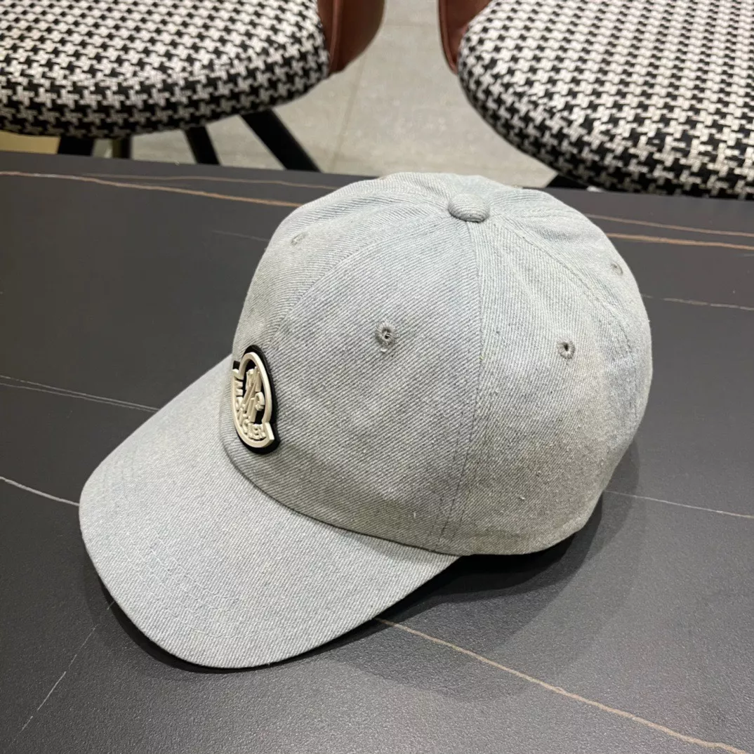 Moncler Caps Modern 9032