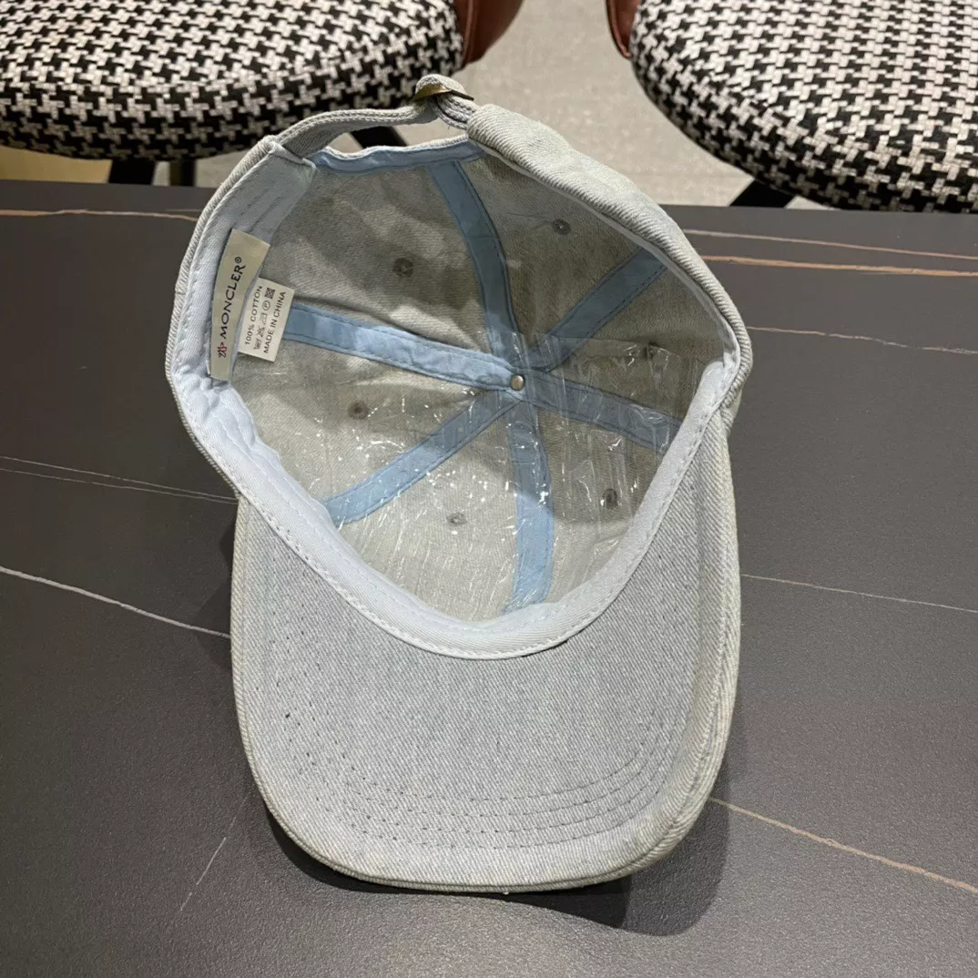 Moncler Caps Modern 9032