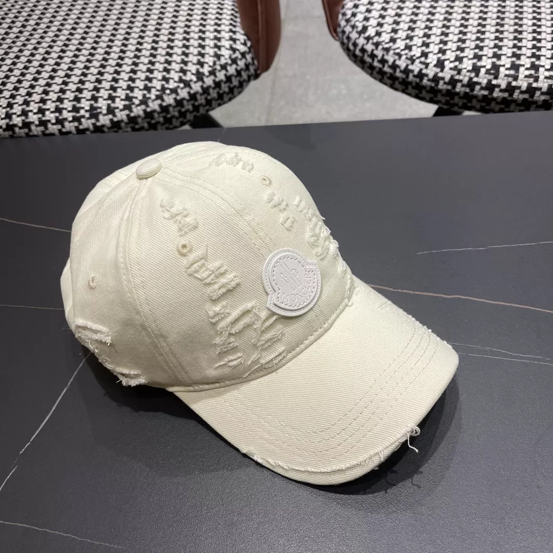 Moncler Caps Resilient 3731