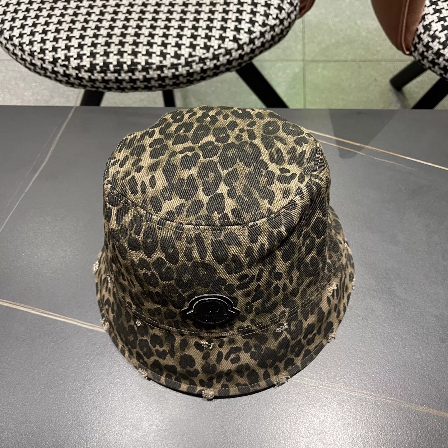 Moncler Caps SmartChoice 370
