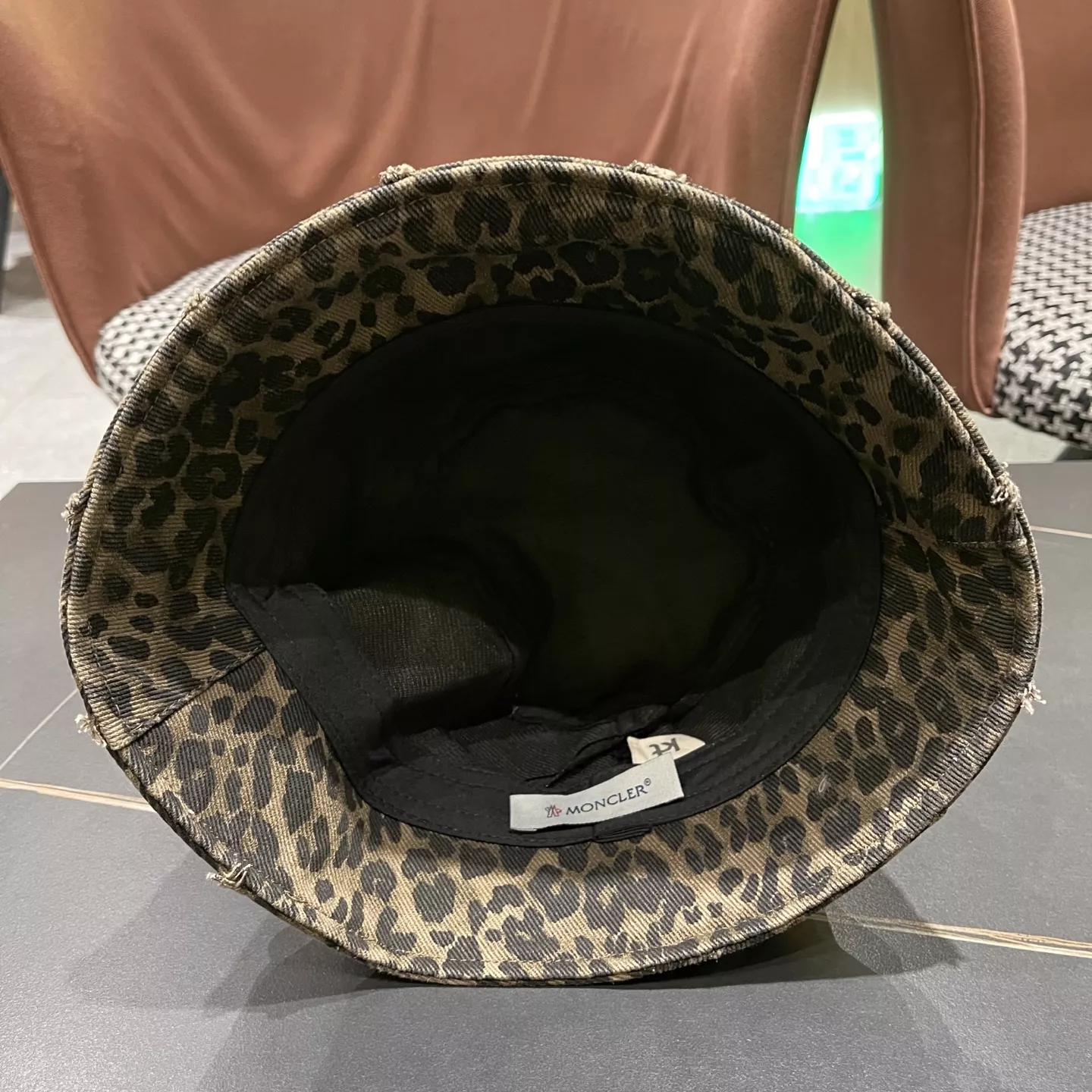 Moncler Caps SmartChoice 370