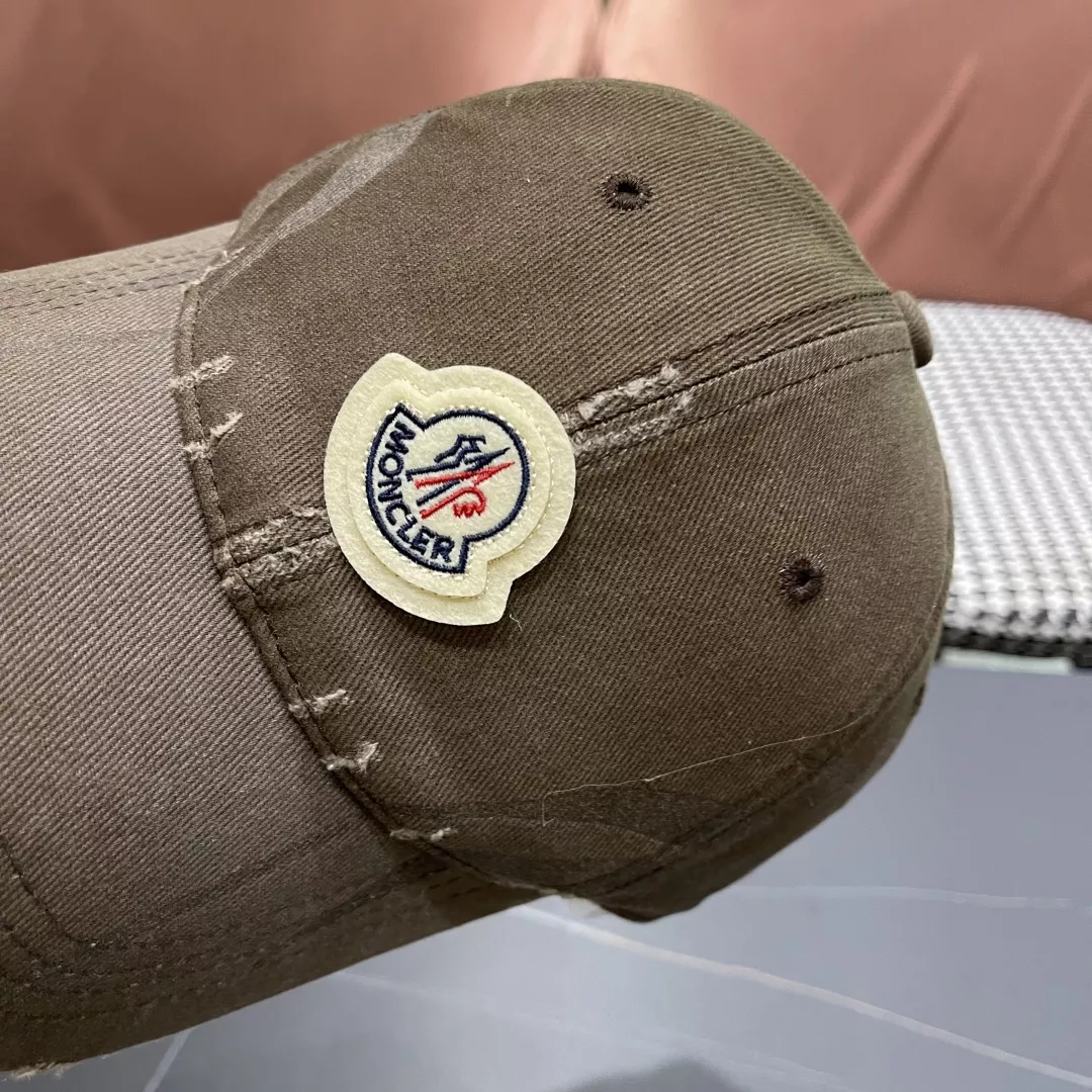 Moncler Caps Soft 270