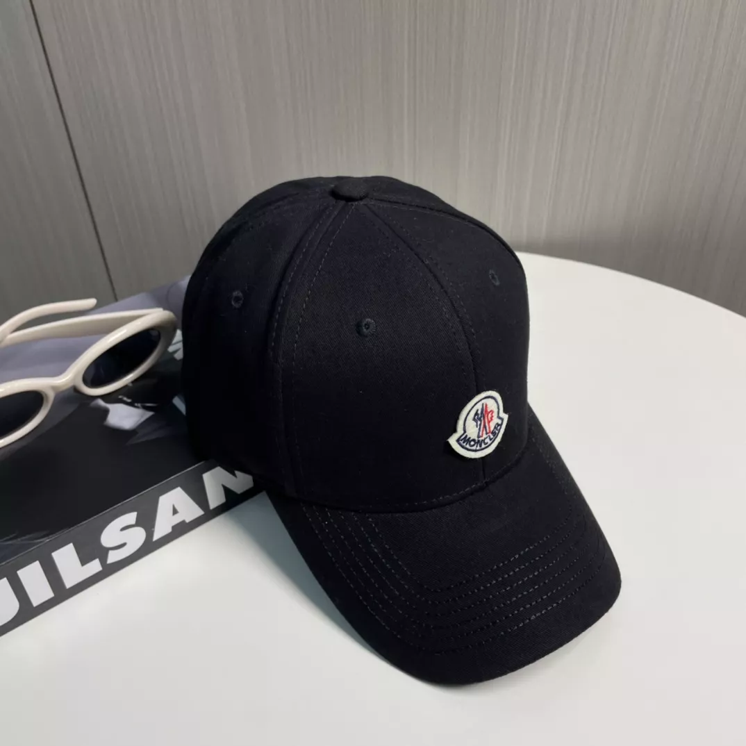 Moncler Caps Sophisticated 1940