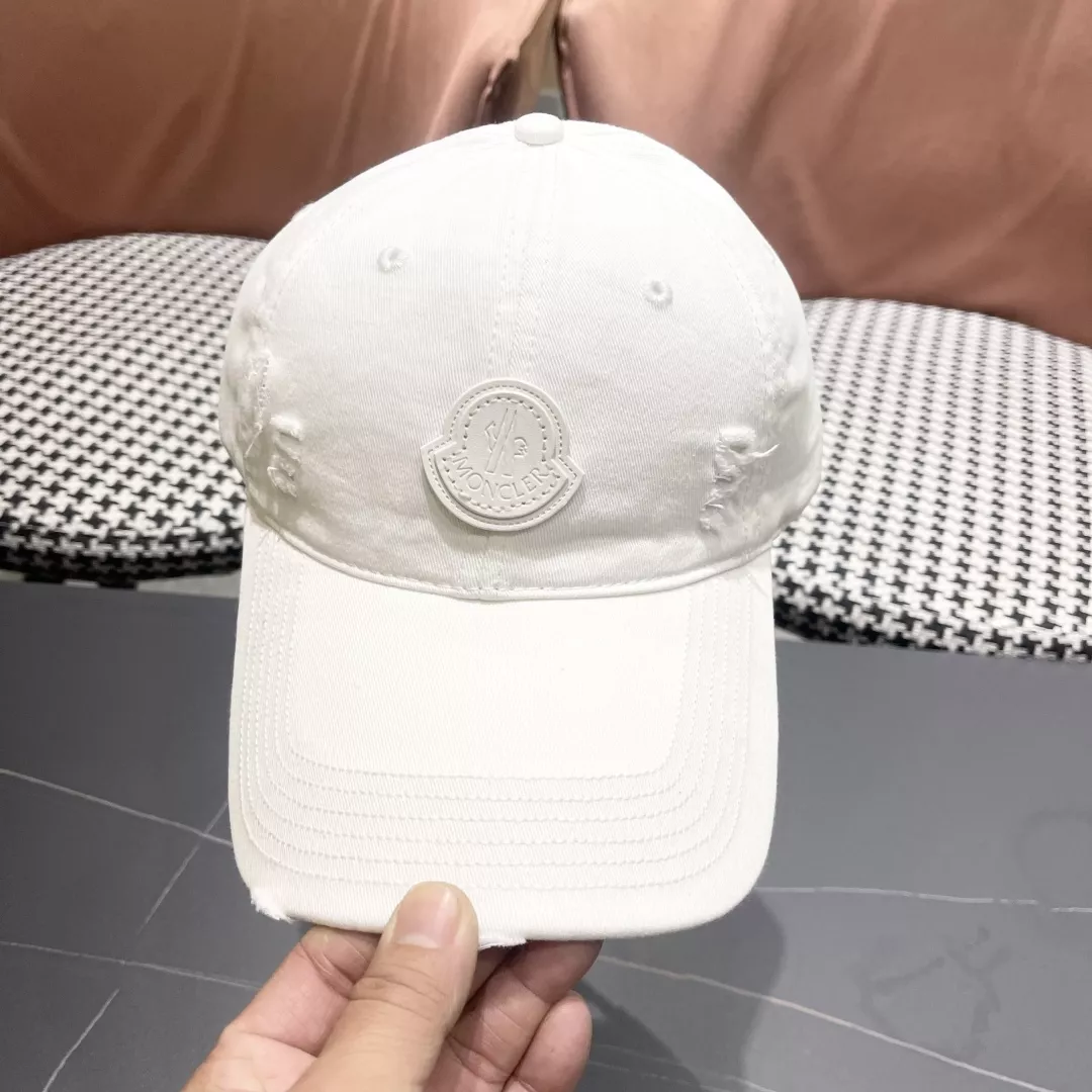 Moncler Caps StreetReady 2021
