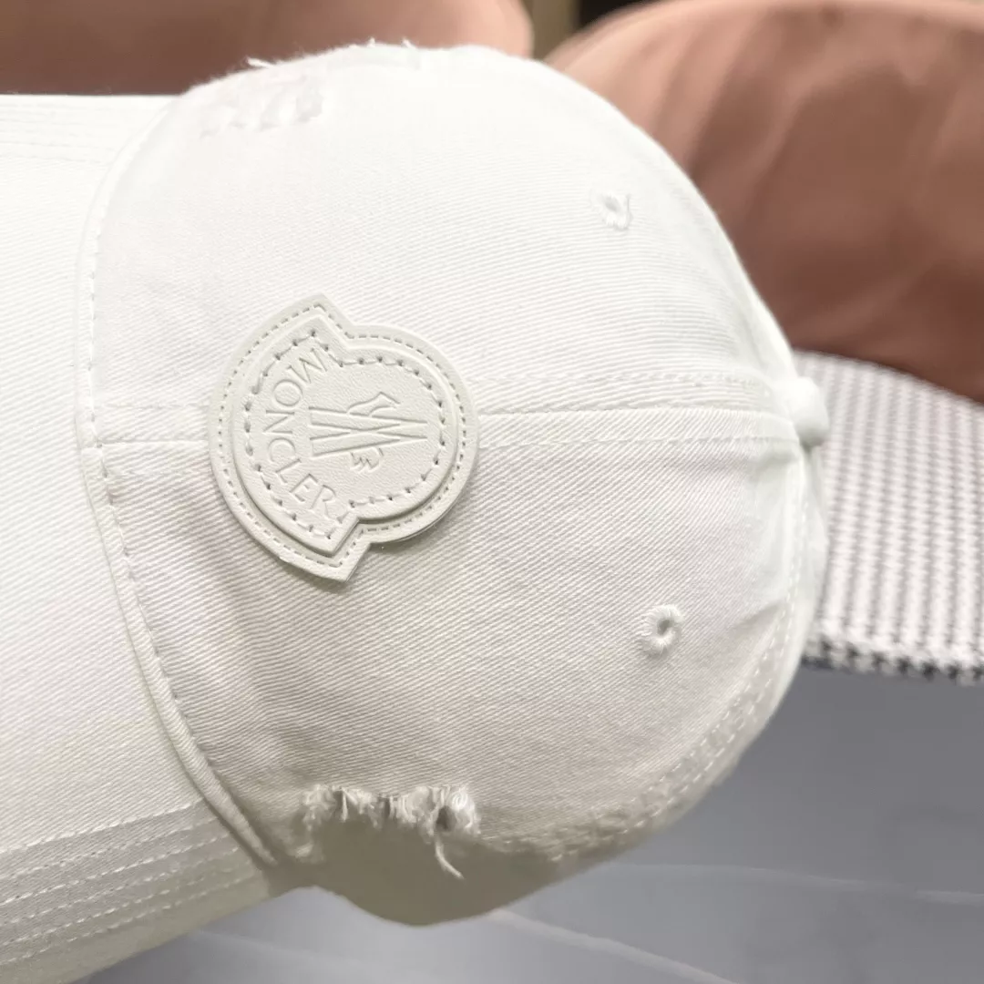 Moncler Caps StreetReady 2021