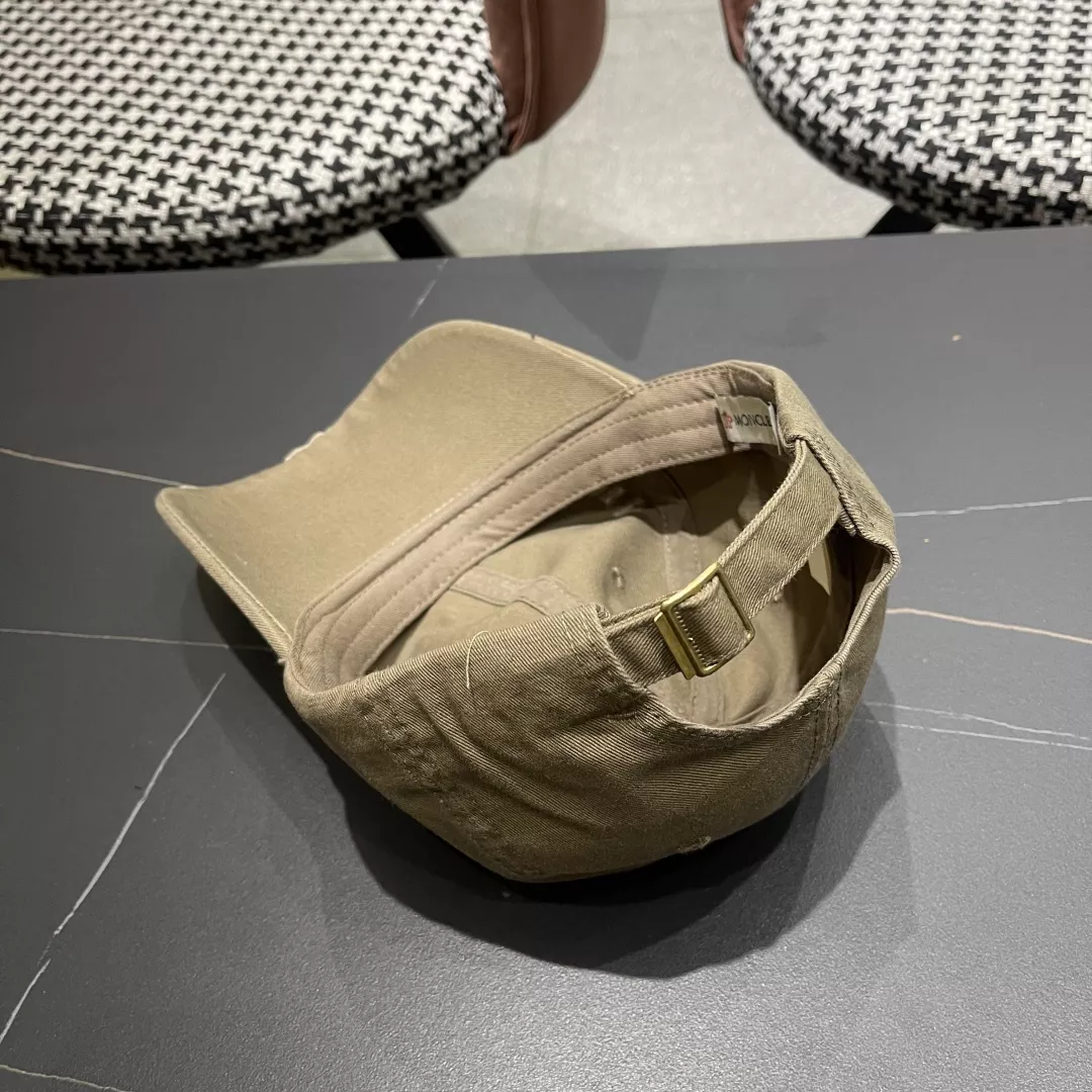 Moncler Caps StreetReady 2266