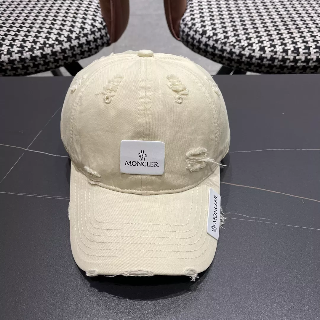 Moncler Caps Trendsetting 1036
